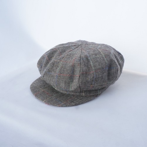 Woolen newsboy cap