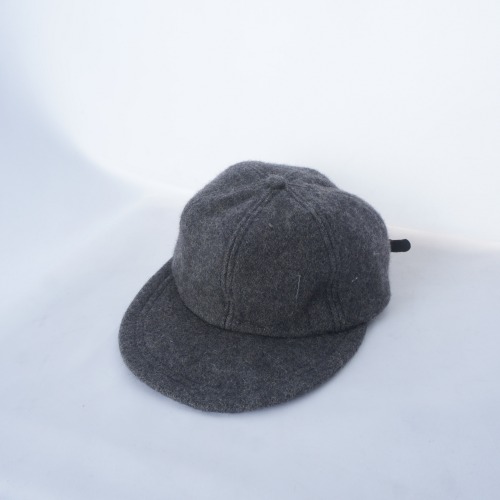 CLUB MONACO woolen cap(Canada made)