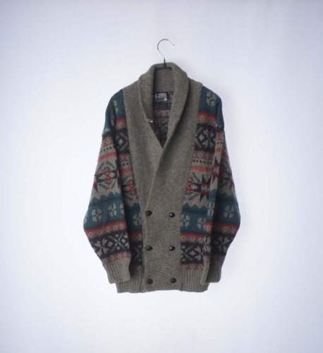 eskimi knitwear cardigan(England made)
